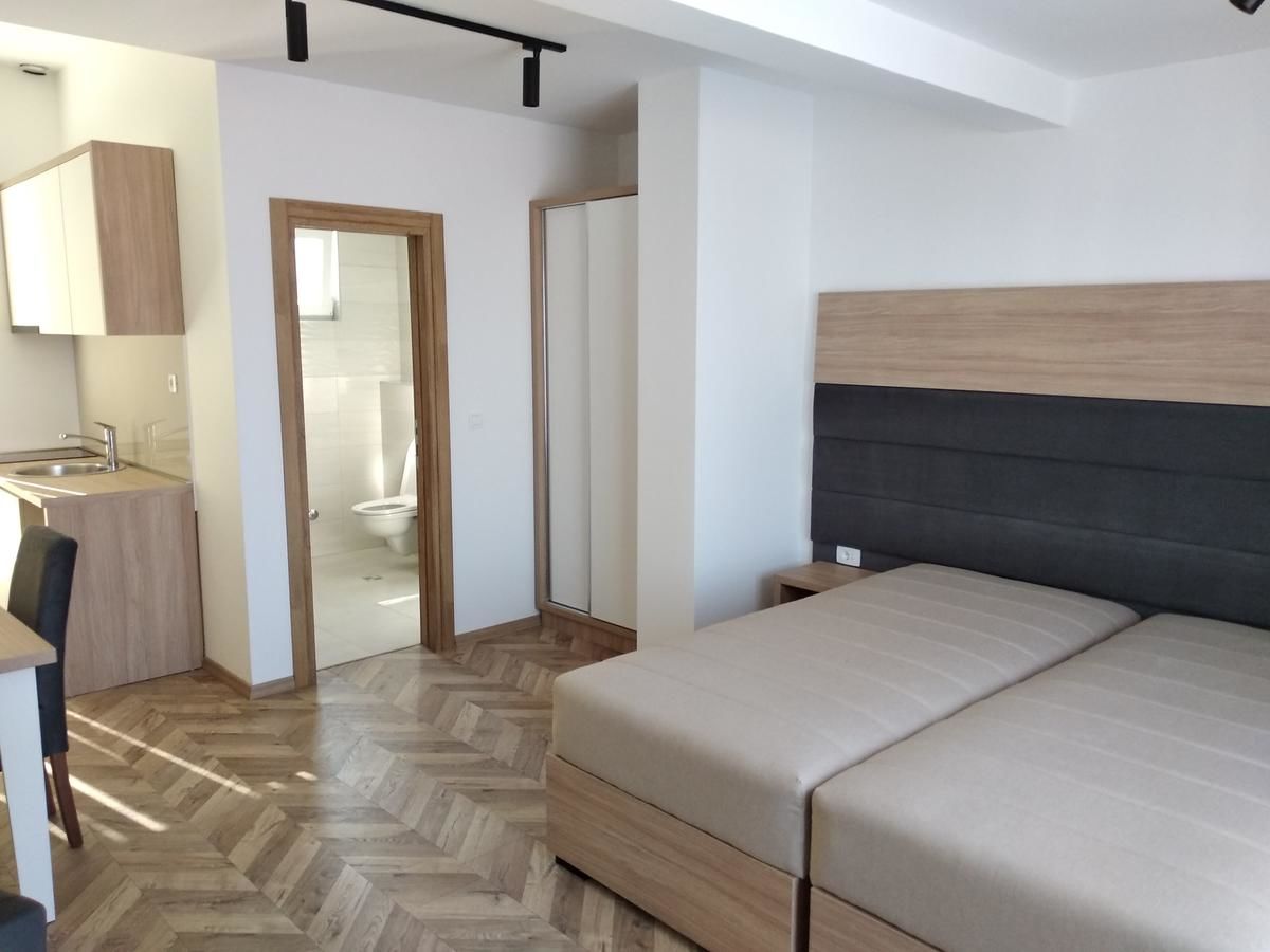 Апартаменты Sun and Sea Apartments Будва-15