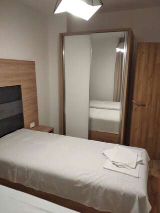 Апартаменты Sun and Sea Apartments Будва Апартаменты с 2 спальнями-4