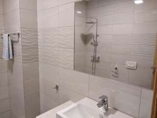 Апартаменты Sun and Sea Apartments Будва Апартаменты с 2 спальнями-5