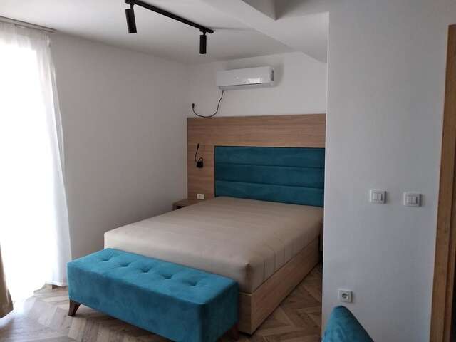 Апартаменты Sun and Sea Apartments Будва-24